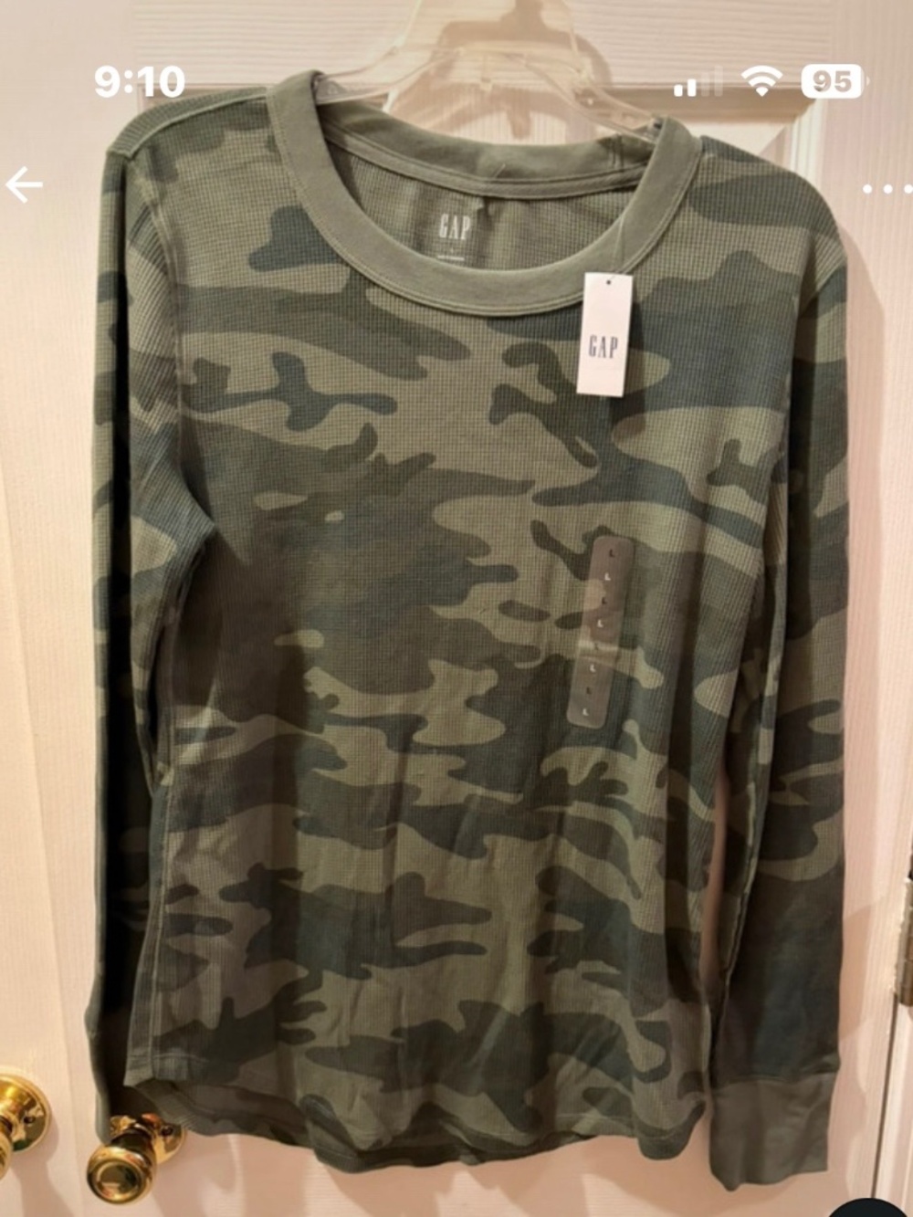Nwt Gap camo top